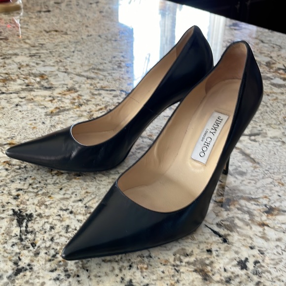Jimmy Choo 100mm Black Leather Pumps - Picture 4 of 5
